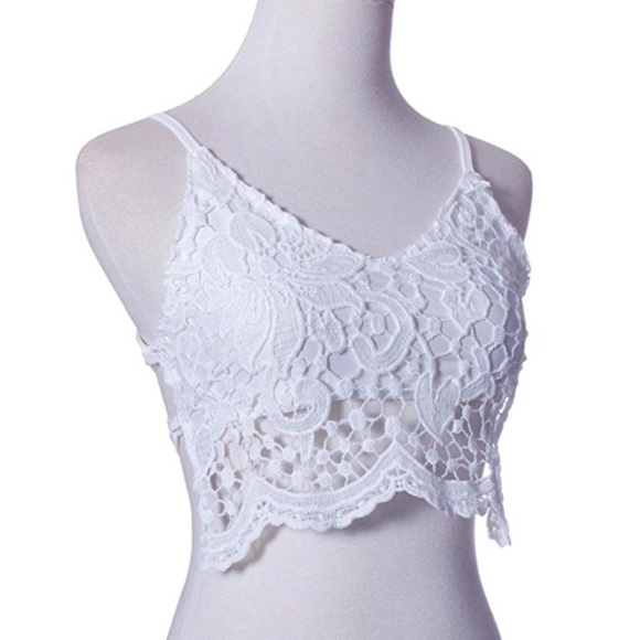 ✦NEW Crochet Lace White Crop Top✦ - Picture 7 of 8